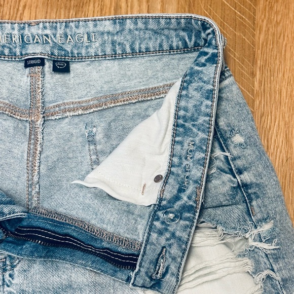 American Eagle Shorts - Picture 3 of 4